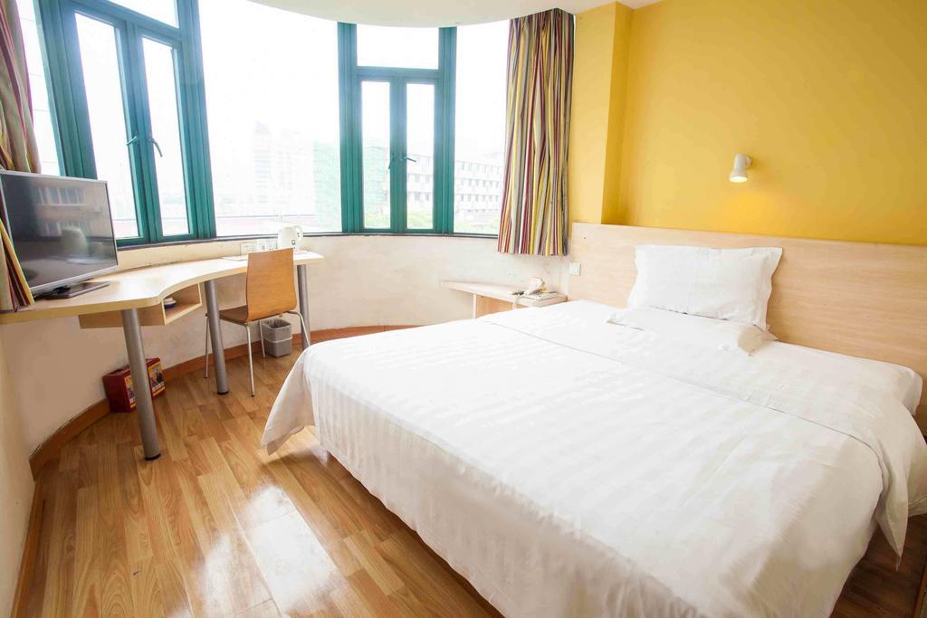 7Days Inn Chongqing Shapingba Pedestrian Street Quarto foto